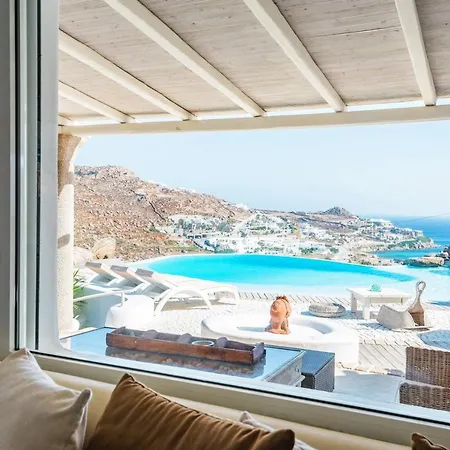 Paraga Villa1 